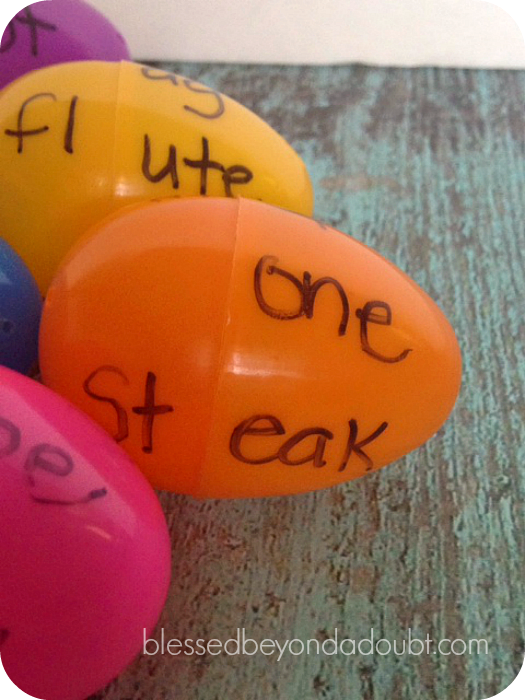 How to Make digraph Easter eggs!
